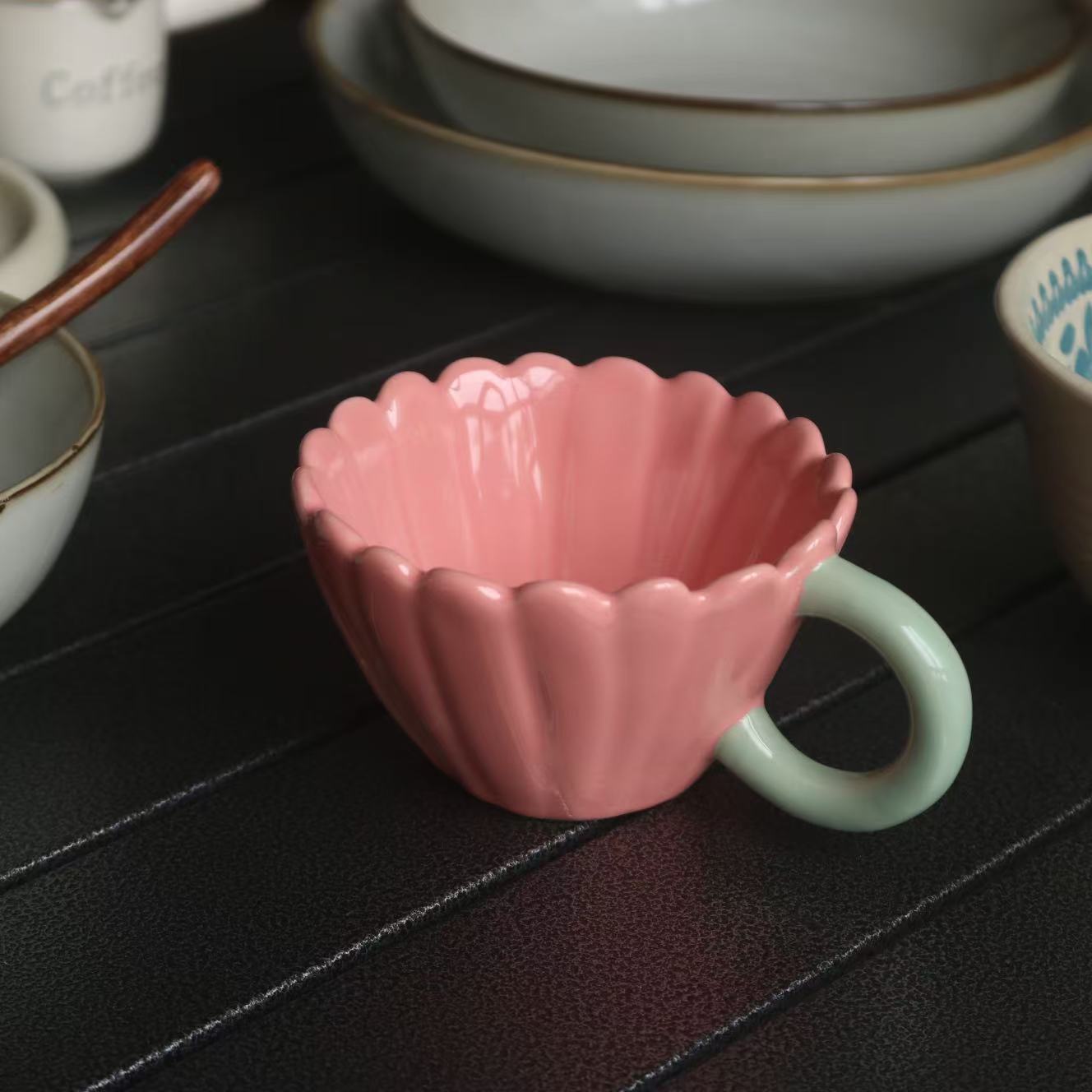 b148  超仙水杯 浮雕花朵咖啡杯牛奶杯 微信 凑满20发货