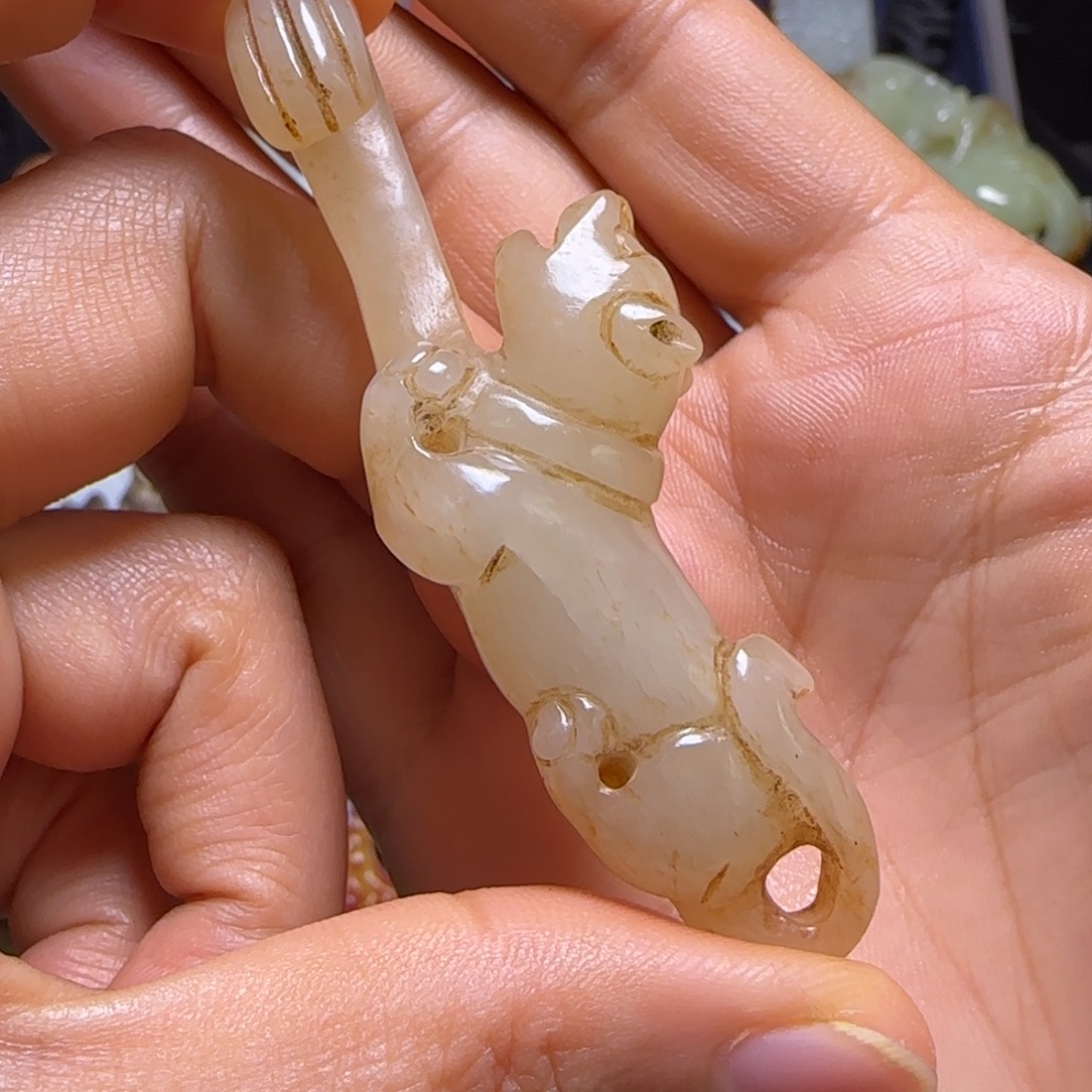 和田玉颈饰未镶嵌