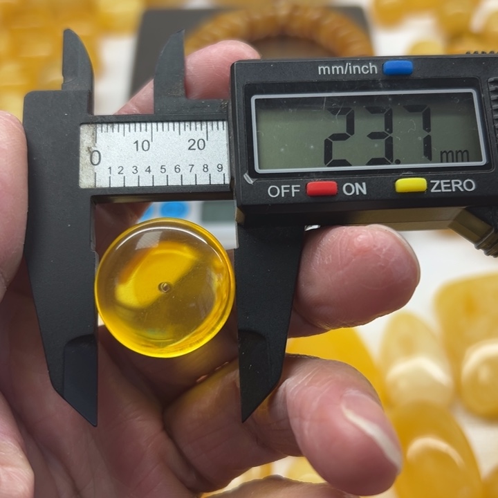 琥珀（矿物珀）未镶嵌裸石