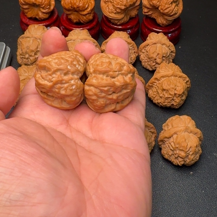 文玩核桃吊坠J****n39蛙蛙