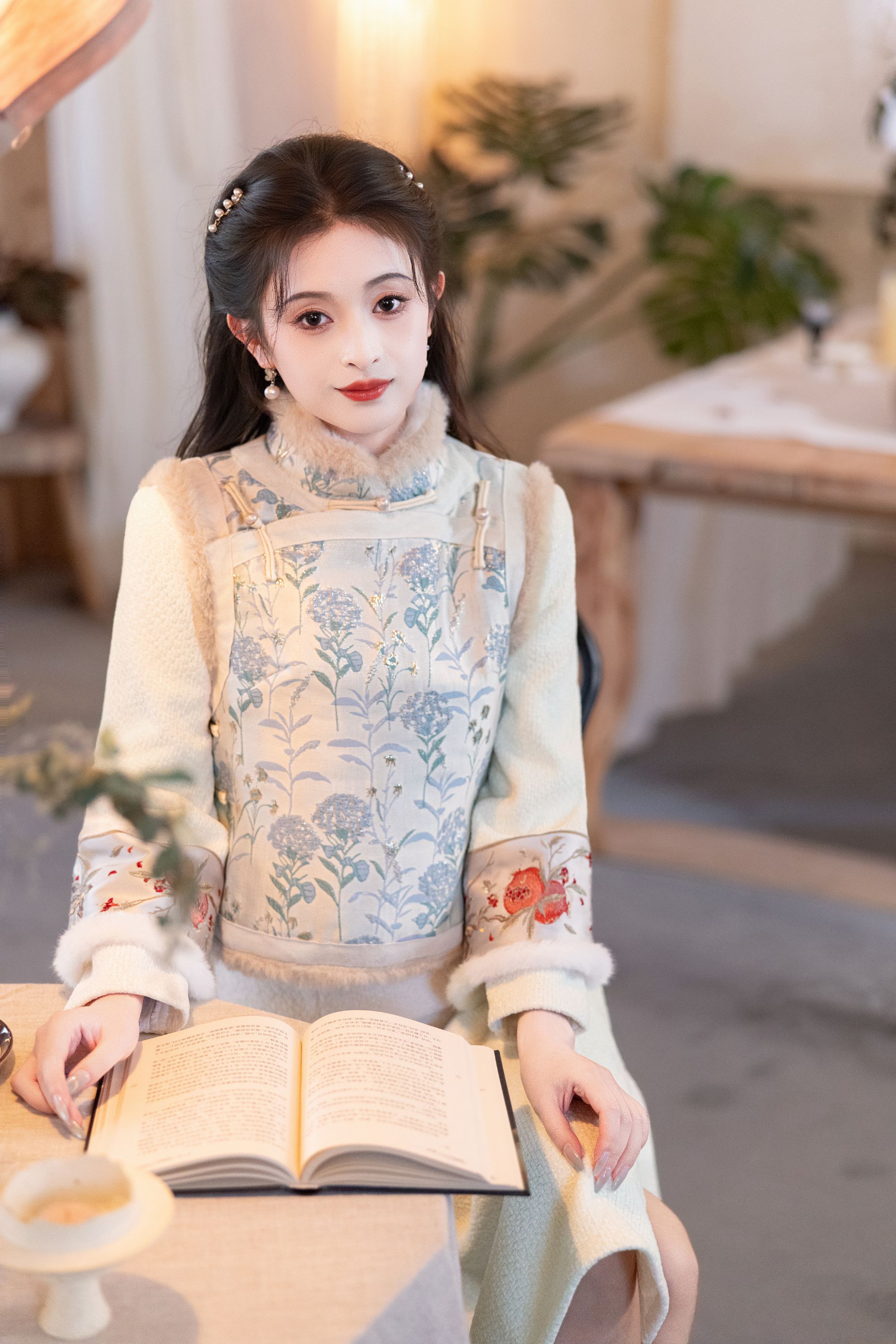 冬季旗袍马甲套装女新中式国风女装加绒加厚冬装2025新款复古日常