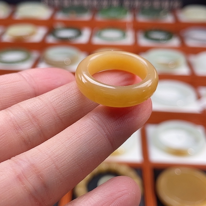 和田玉戒圈未镶嵌