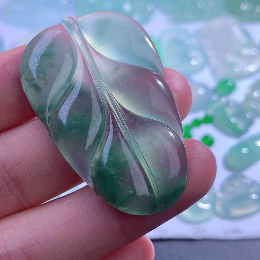 【闪购商品】翡翠颈饰未镶嵌缅甸A货翡翠