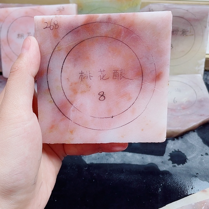 石英质玉手镯未镶嵌定制