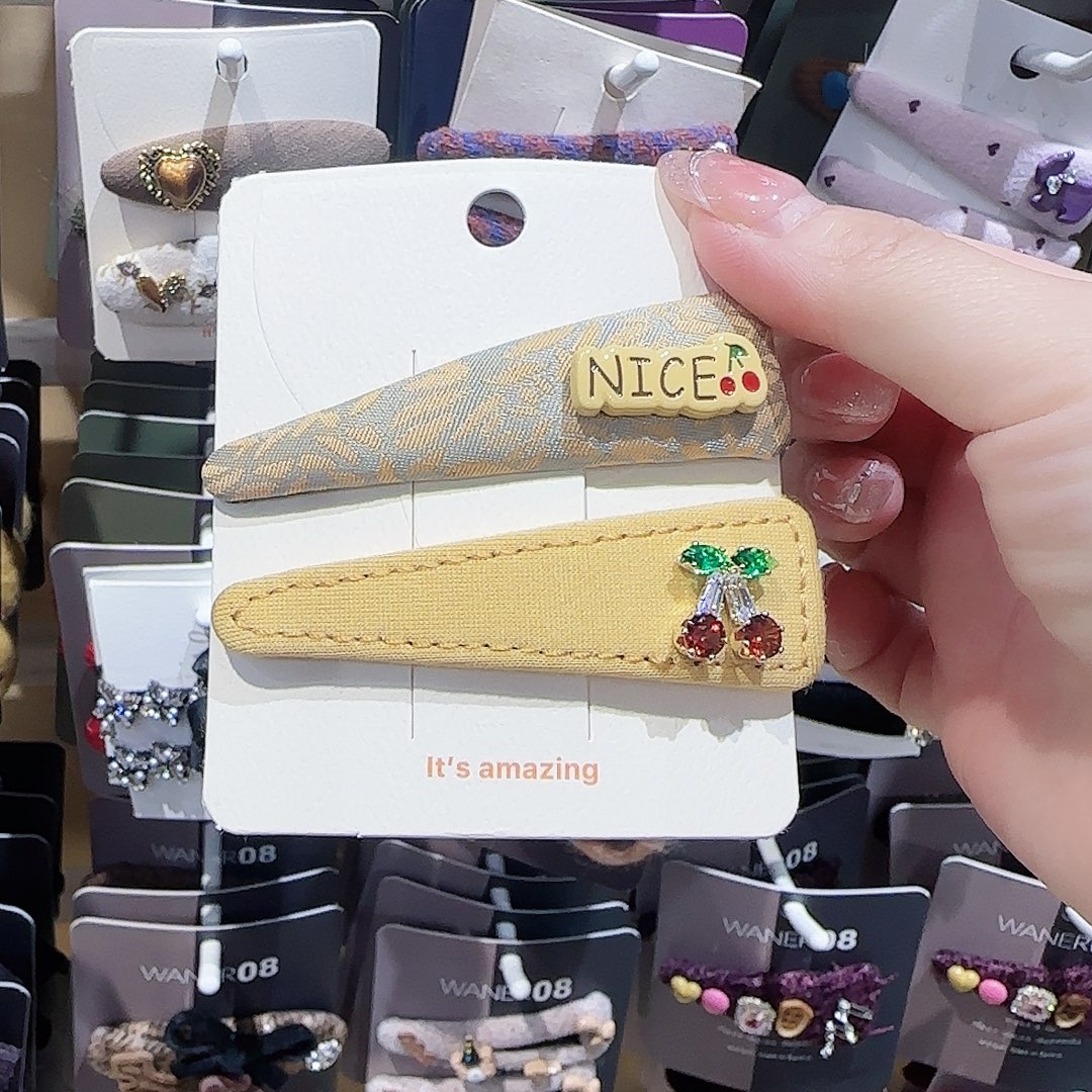 皮质铁合金樱桃拜拜