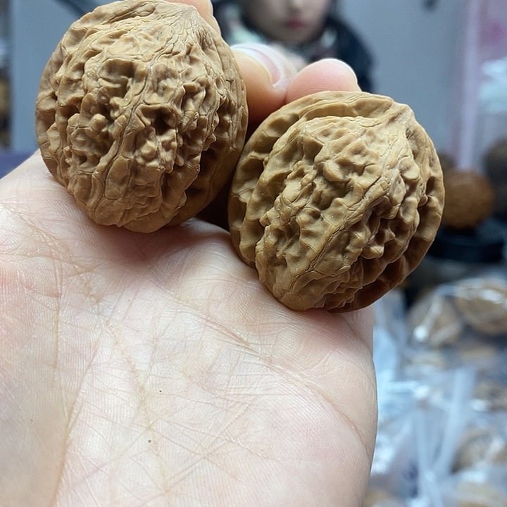 把件文玩核桃36红锦鲤