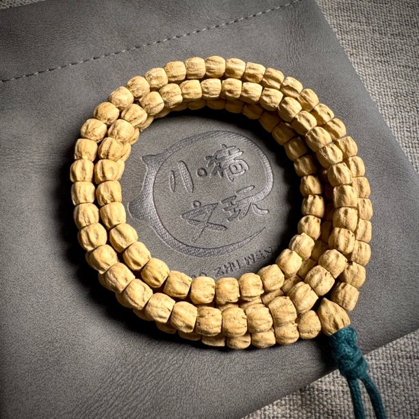 热振方块皮质干净百香籽顺纹直切黄油皮高油高密脖挂108手持手串