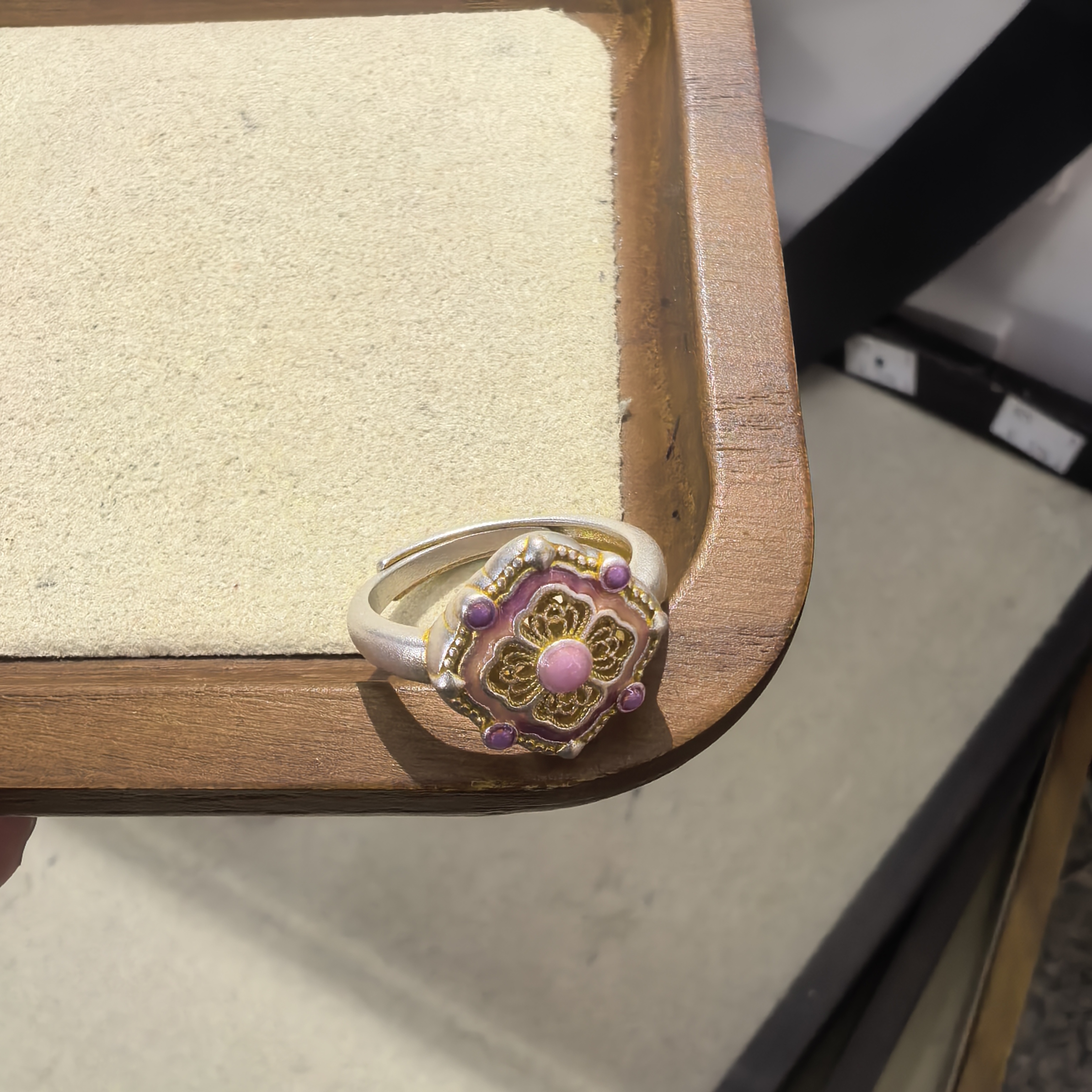 足银银制品 F543足银四个九紫色花花戒指