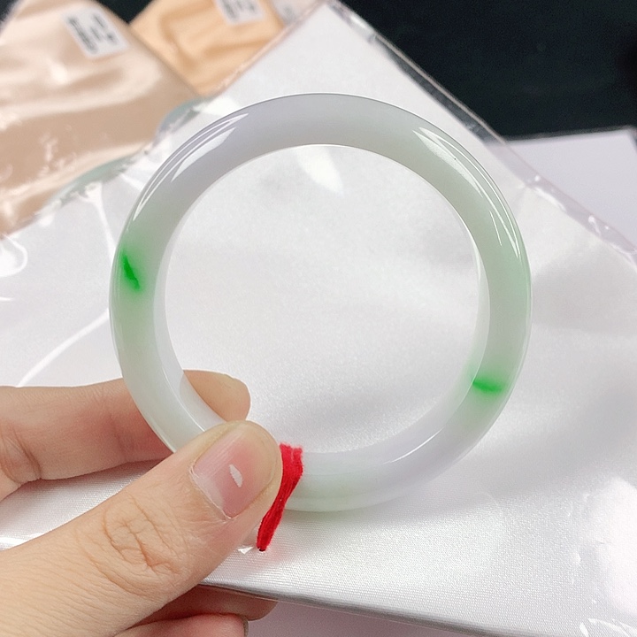 未镶嵌手镯翡翠?****k翡翠054