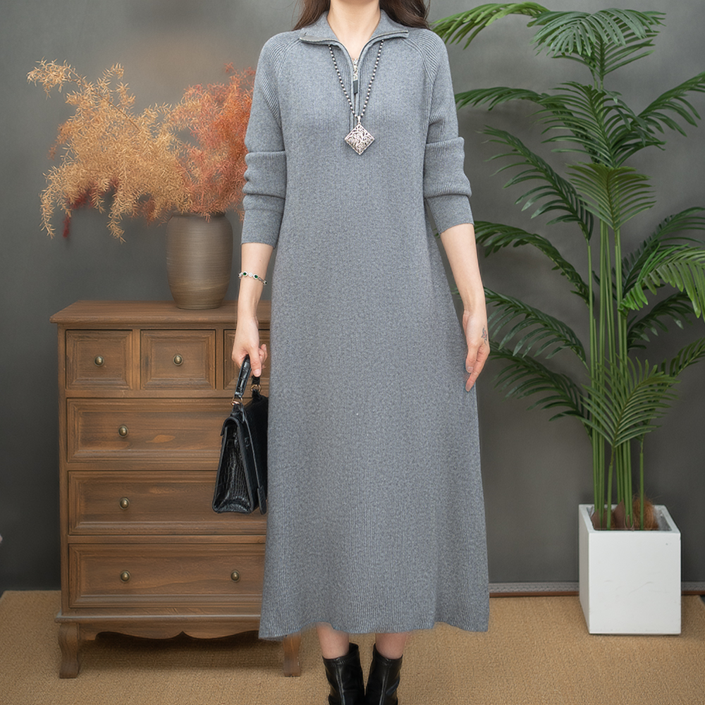 2025春款新款洋气显瘦轻奢高领拉链连衣裙毛衣裙长袖  2311-110