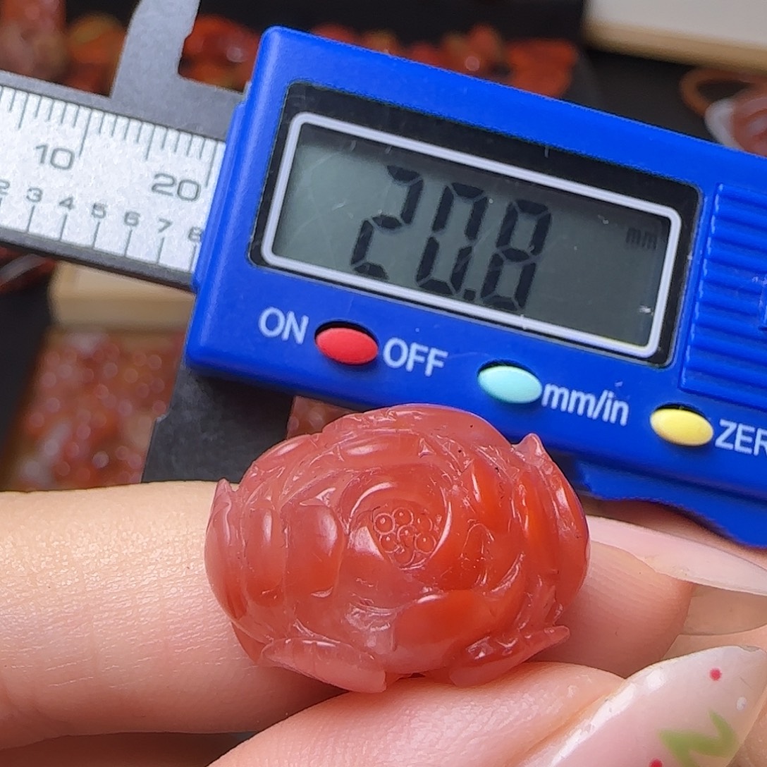 南红玛瑙未镶嵌颈饰