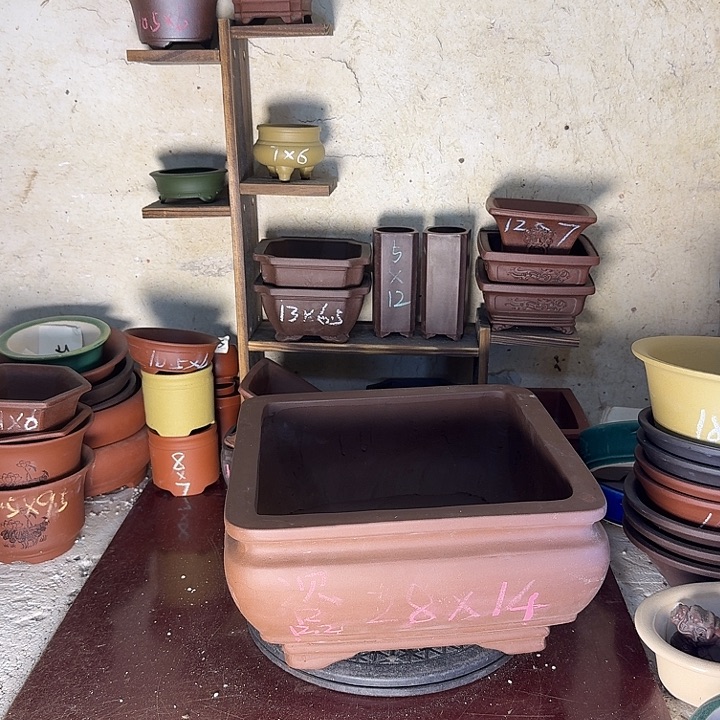 紫砂花盆，手工制作