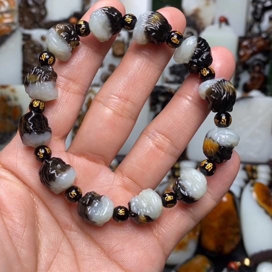 和田玉颈饰未镶嵌