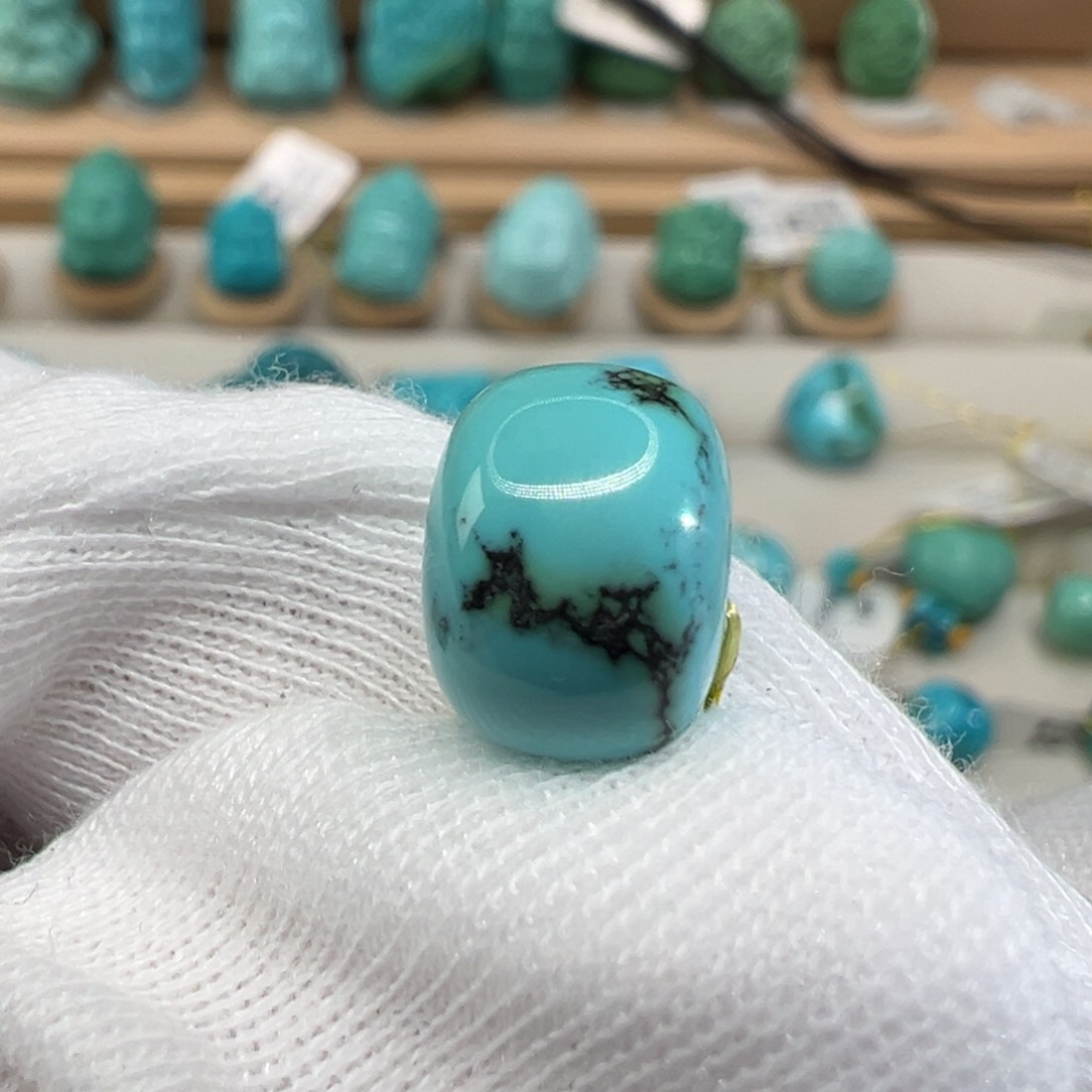 绿松石配饰未镶嵌