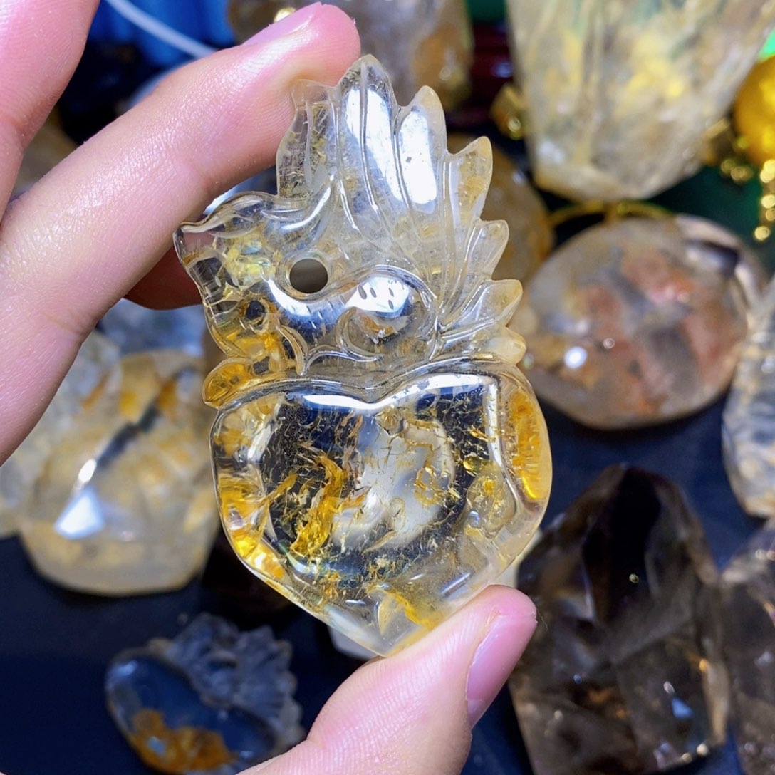 水晶天然超透黄礁花水晶九尾狐未镶嵌