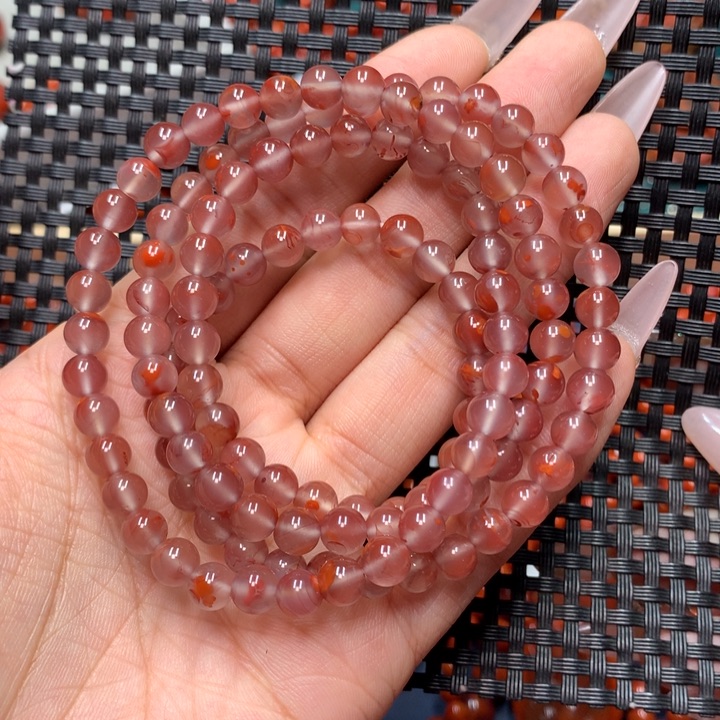 南红玛瑙手串未镶嵌6mm