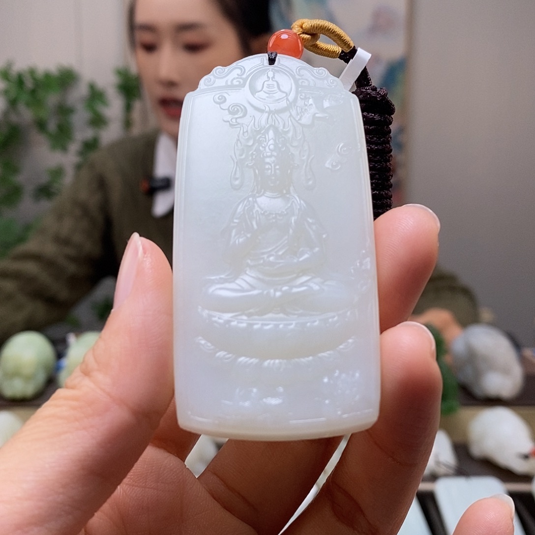 和田玉未镶嵌颈饰