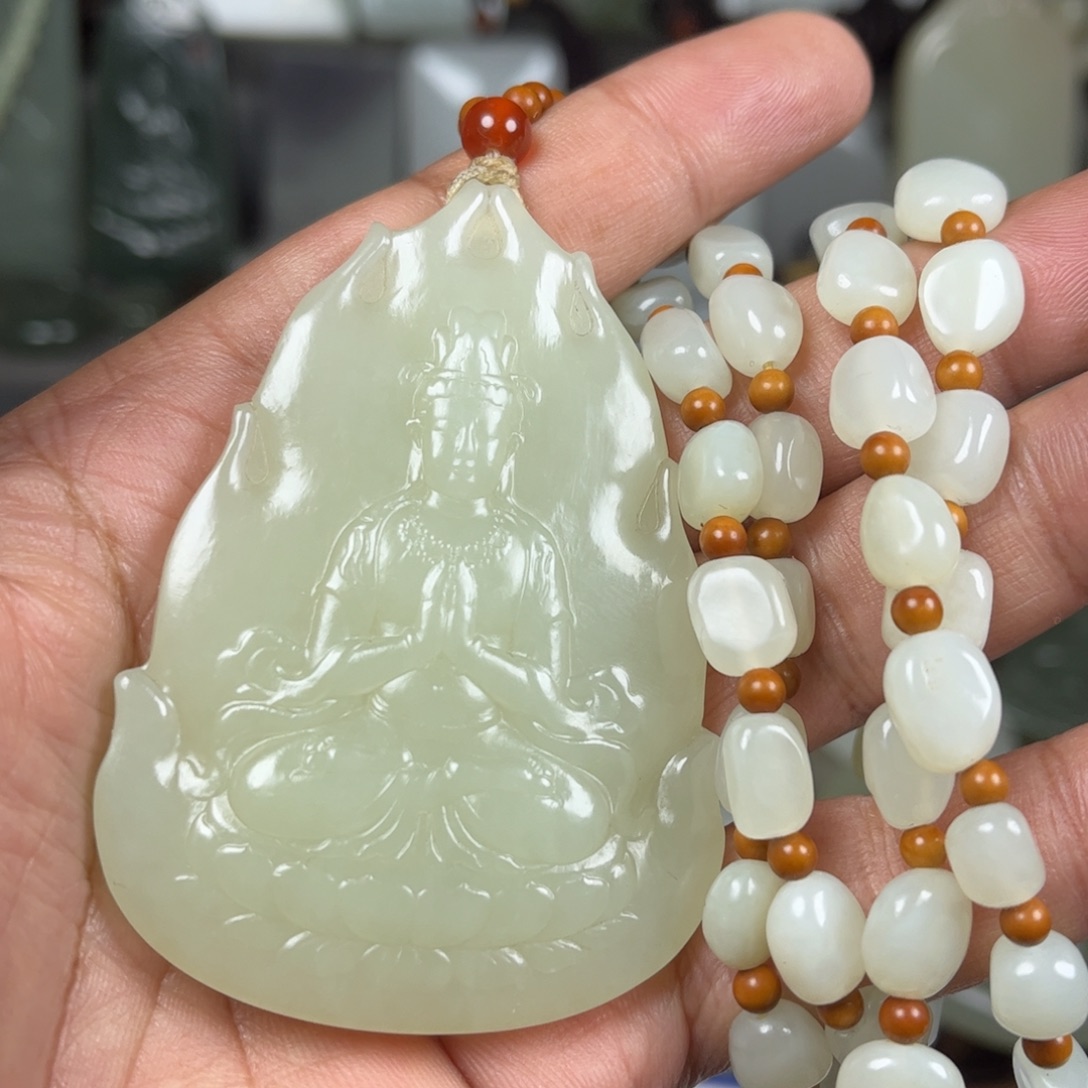 和田玉未镶嵌挂件