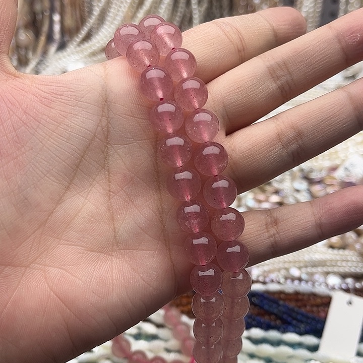 未镶嵌玛瑙/玉髓珠宝半成品一条10mm左右草莓晶