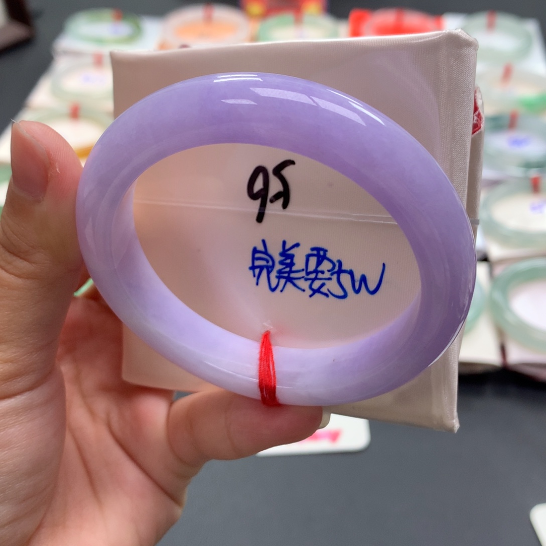 翡翠未镶嵌手镯1号56正紫罗兰不失色（完美要5万）瑕疵漏