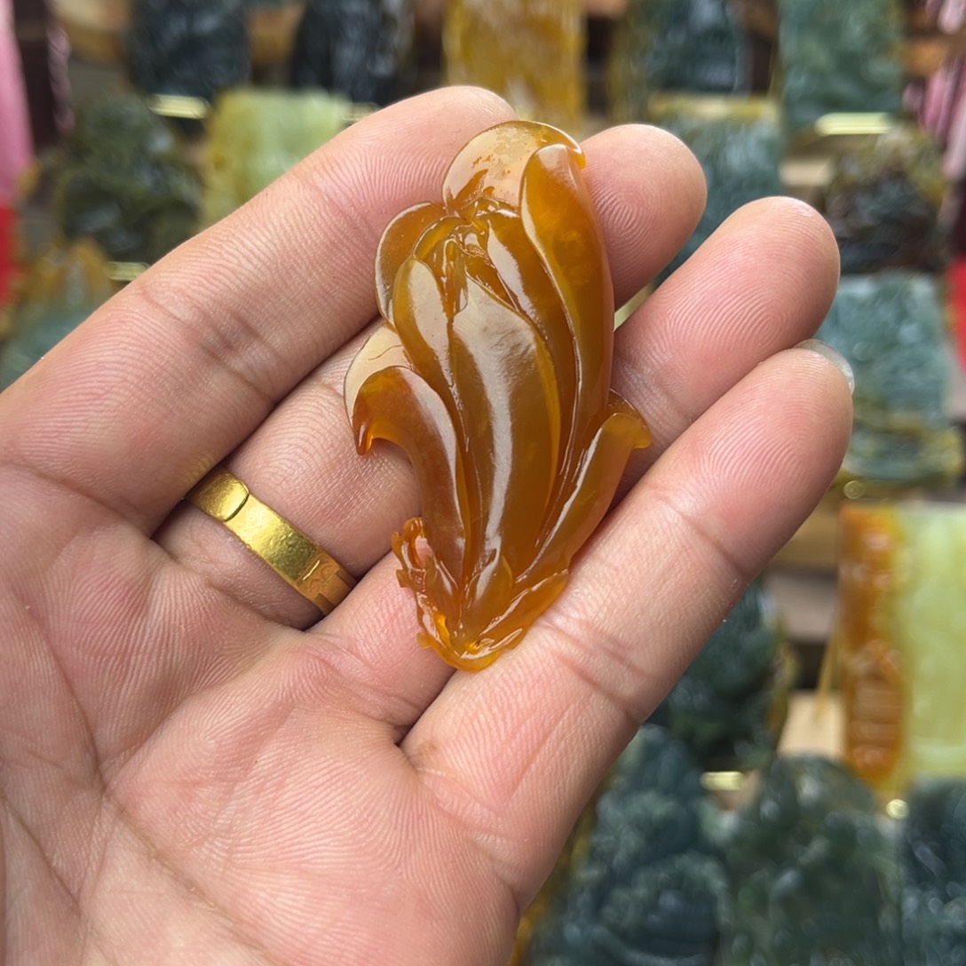 未镶嵌蛇纹石玉颈饰