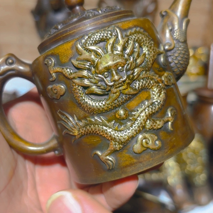 铜的。全清了。一件不留！不磨叽