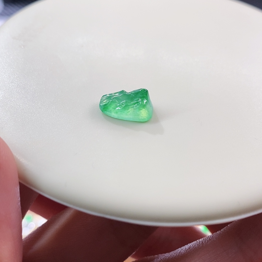 散珠翡翠青山绿水