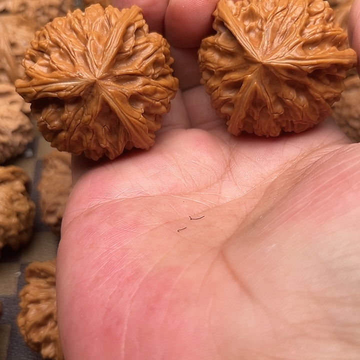 文玩核桃吊坠你们都在