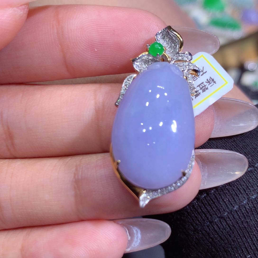 翡翠吊坠(赠链)18K金镶嵌