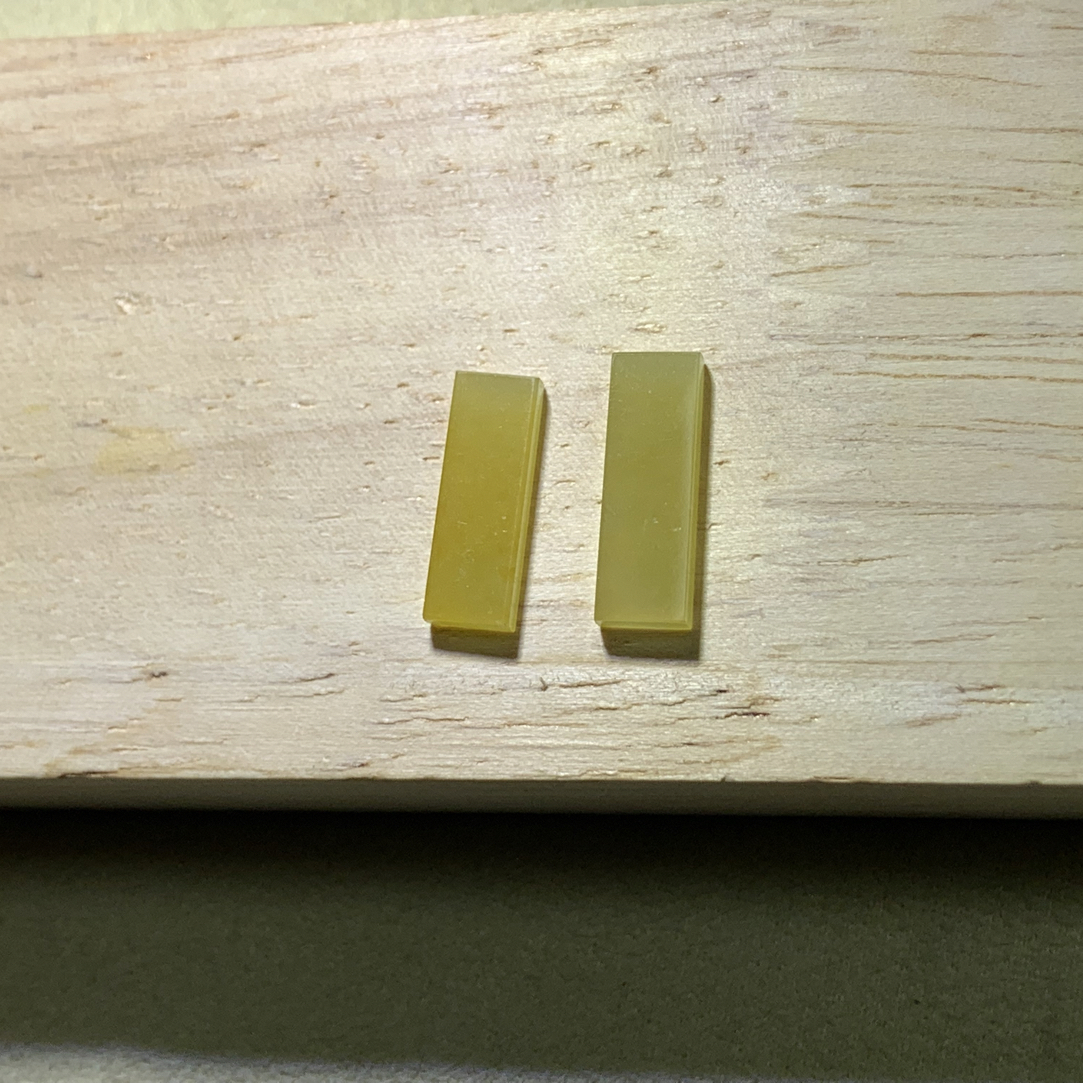 天然缅甸翡翠A货 一对冰黄翡无事牌 尺寸 14.5×4.8×1.9