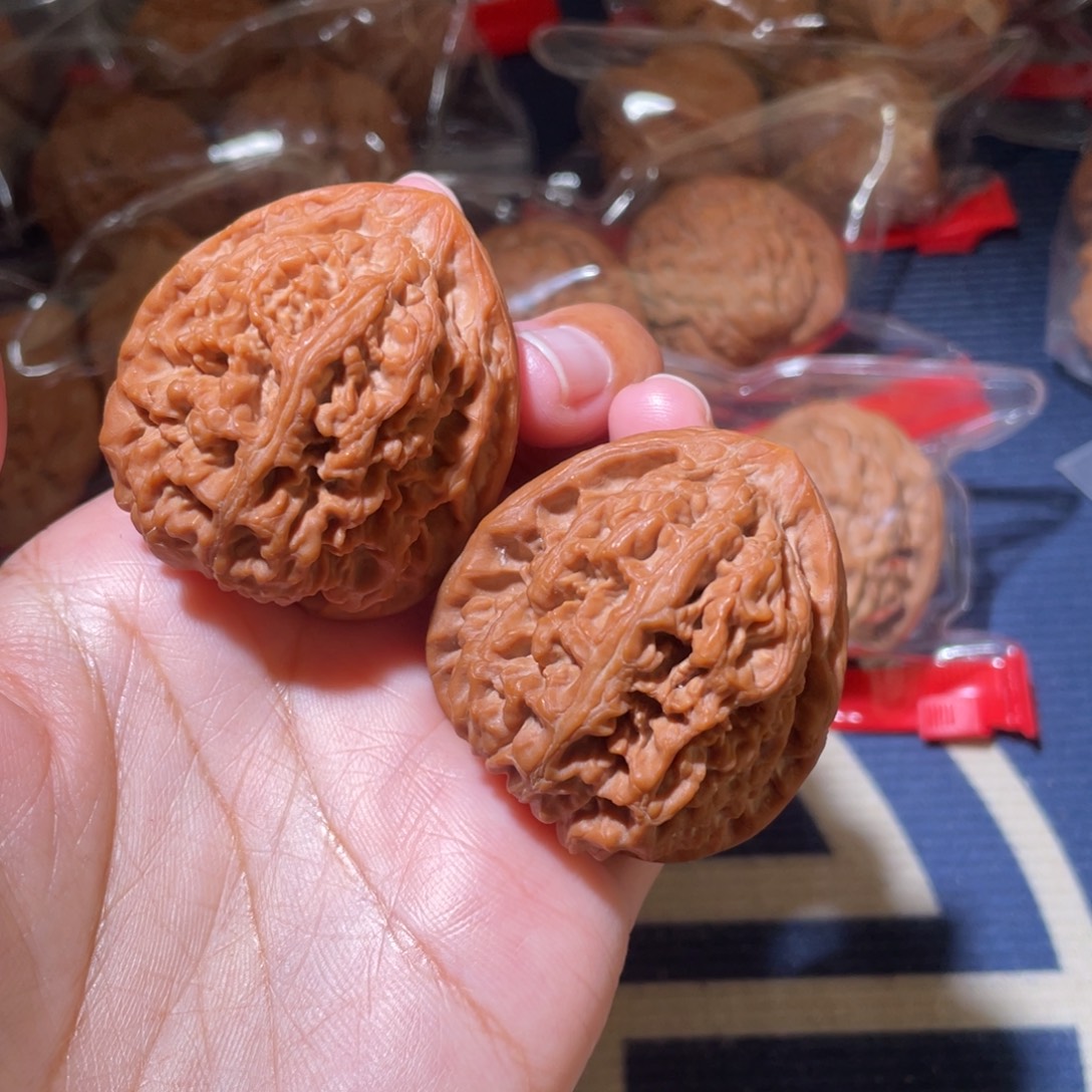 文玩核桃吊坠三角装凤凰台42