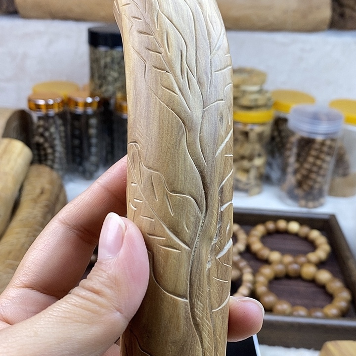 秋***月无事牌檀香木檀香木原料133克