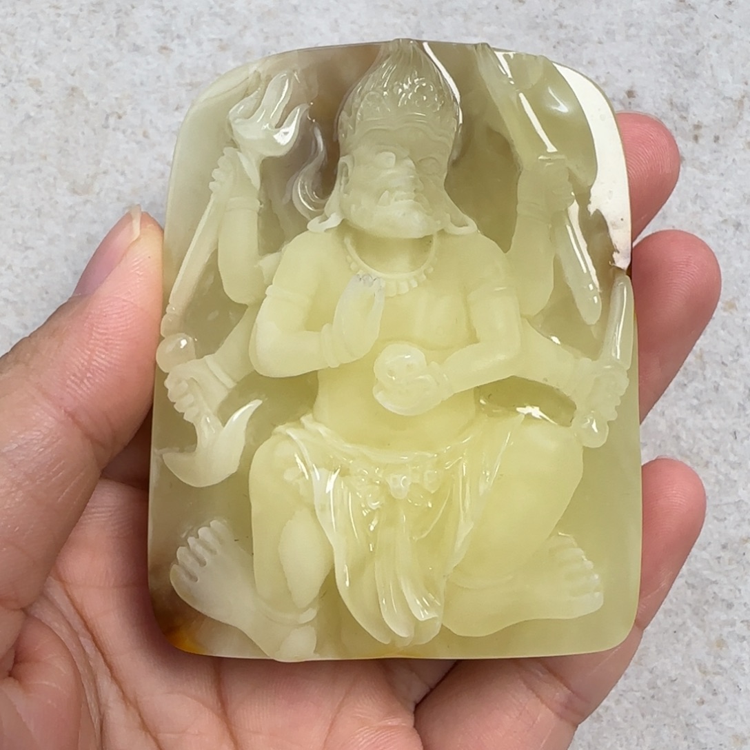 蜜蜡未镶嵌珠宝奇石