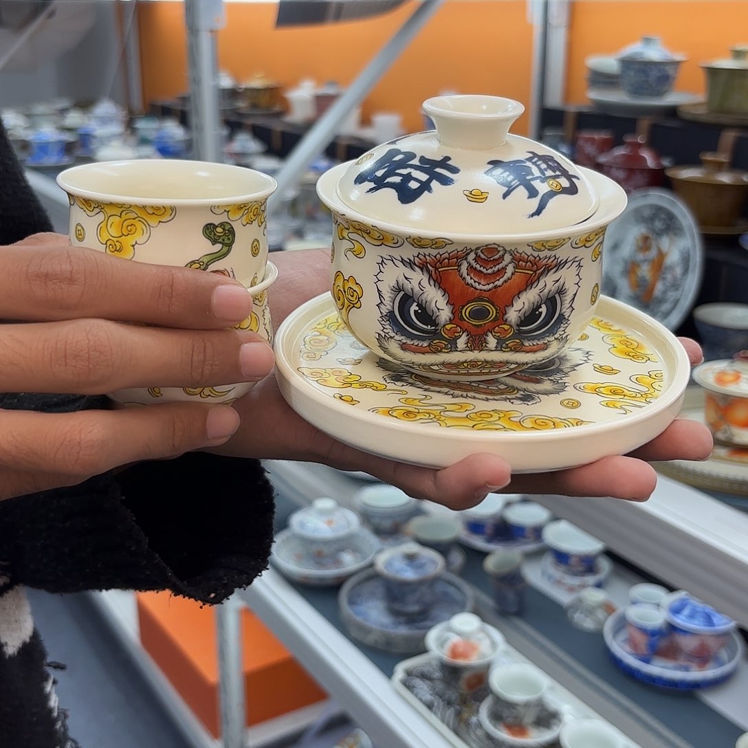 纯纯粹粹开开心心快快乐乐
