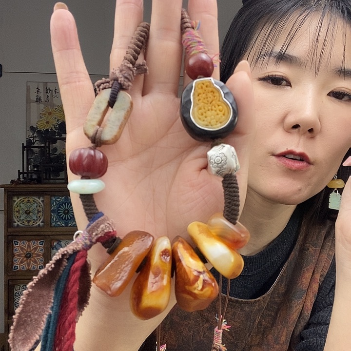 蜜蜡项链未镶嵌项链