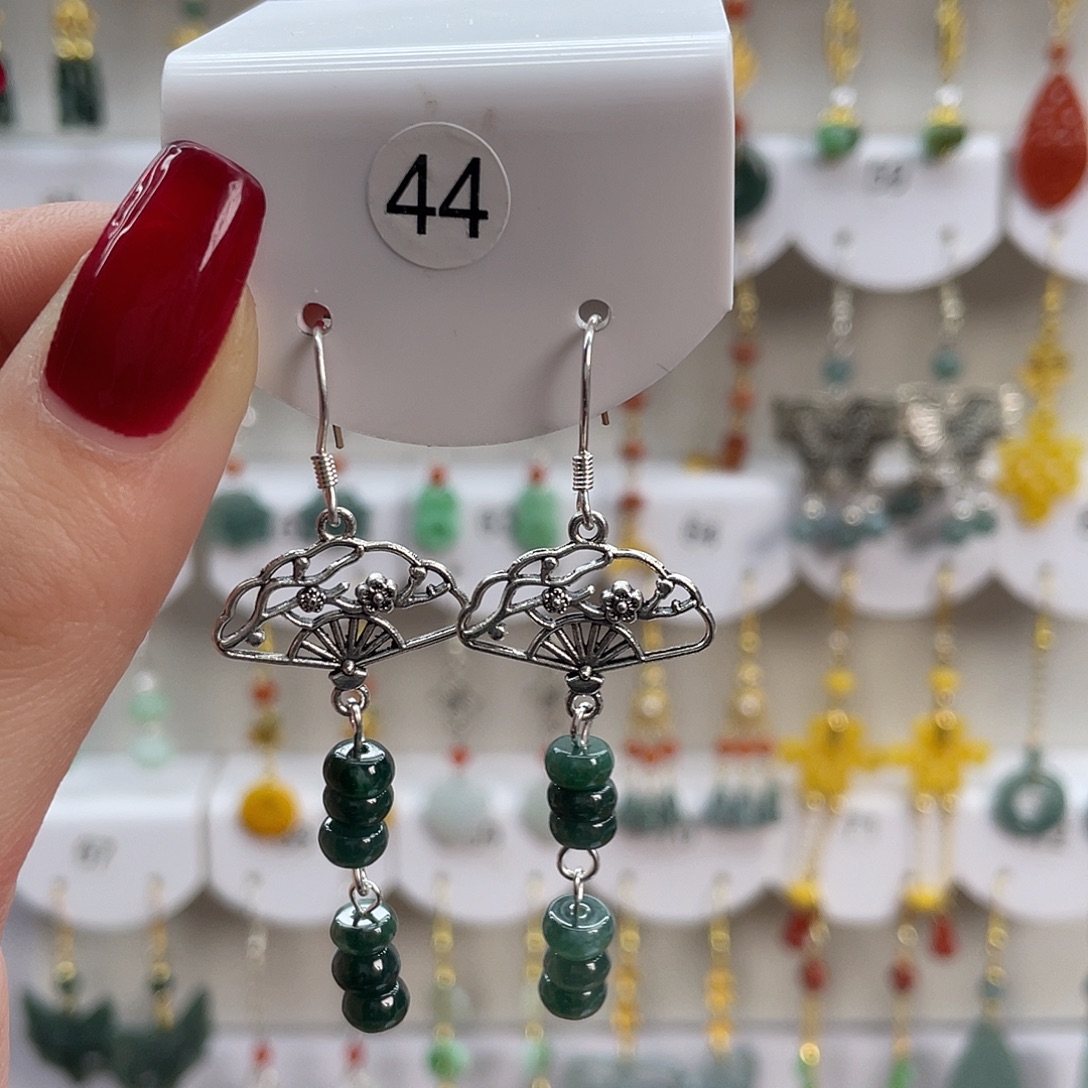 翡翠未镶嵌耳饰44