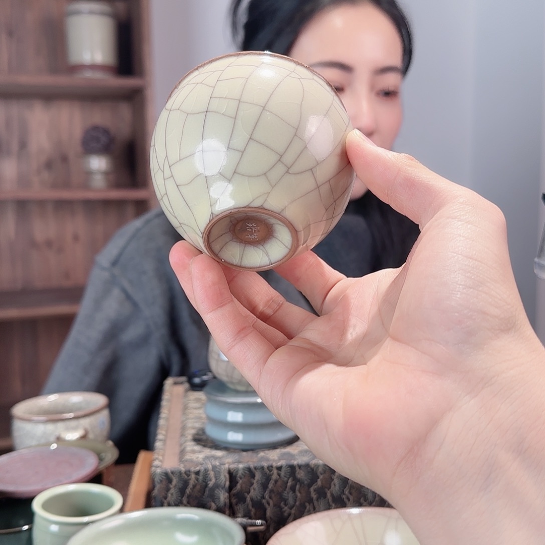 摆件瓷缸杯传世哥窑