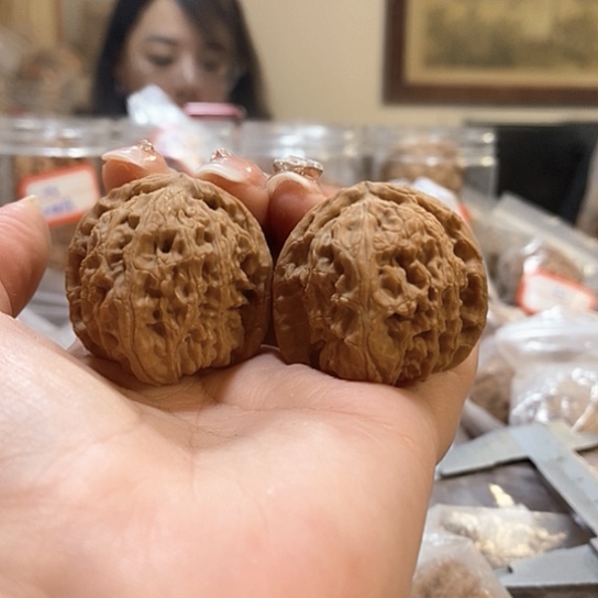 文玩核桃吊坠37白狮子