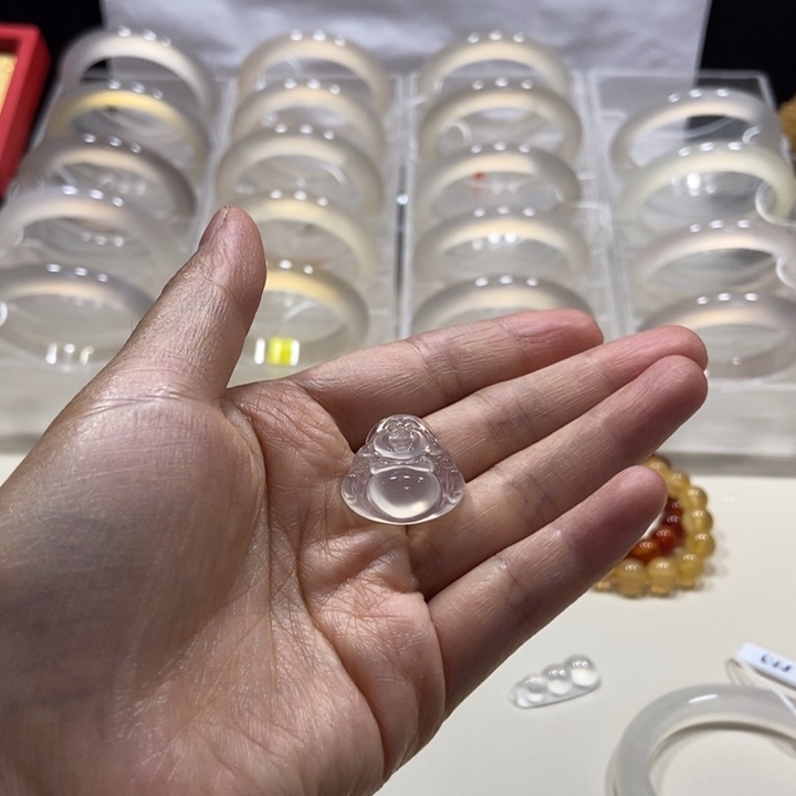 合金颈饰玛瑙/玉髓