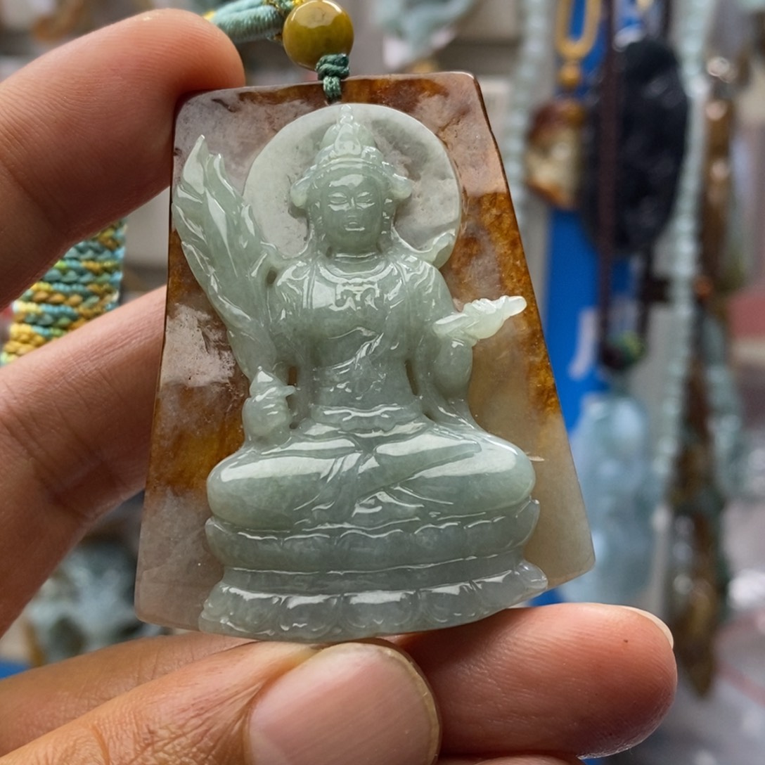 翡翠未镶嵌颈饰紫*观音