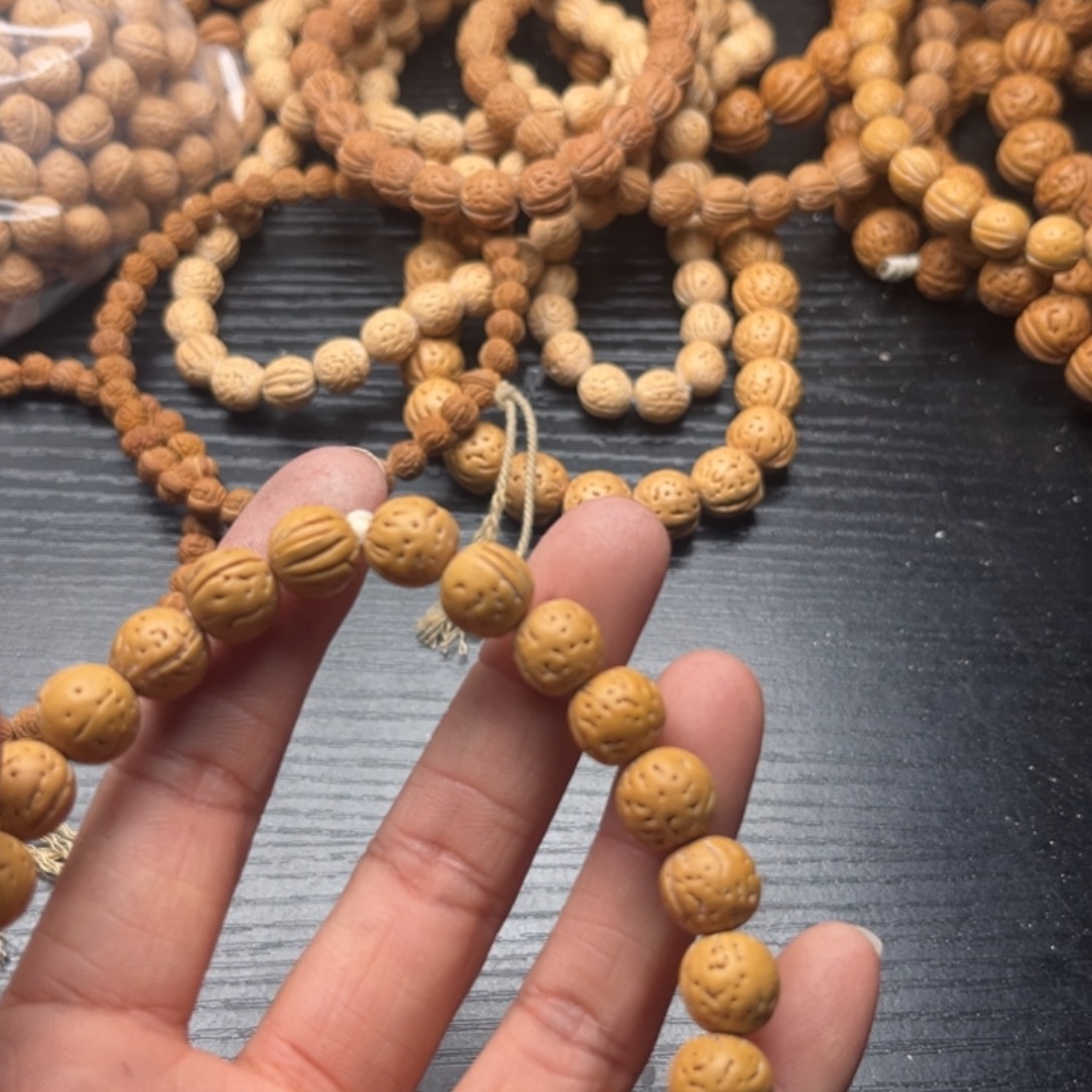 D****文玩核桃手串小桃核散籽批发