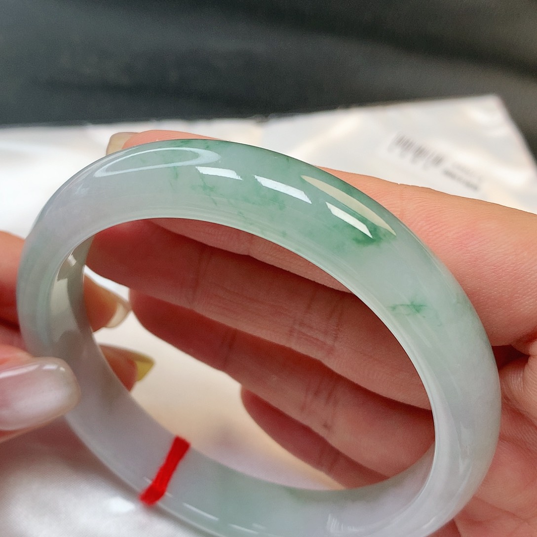 翡翠手镯未镶嵌翡翠手镯70号