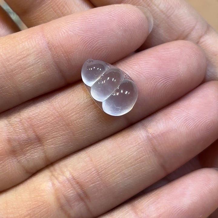 翡翠未镶嵌颈饰白冰豆子