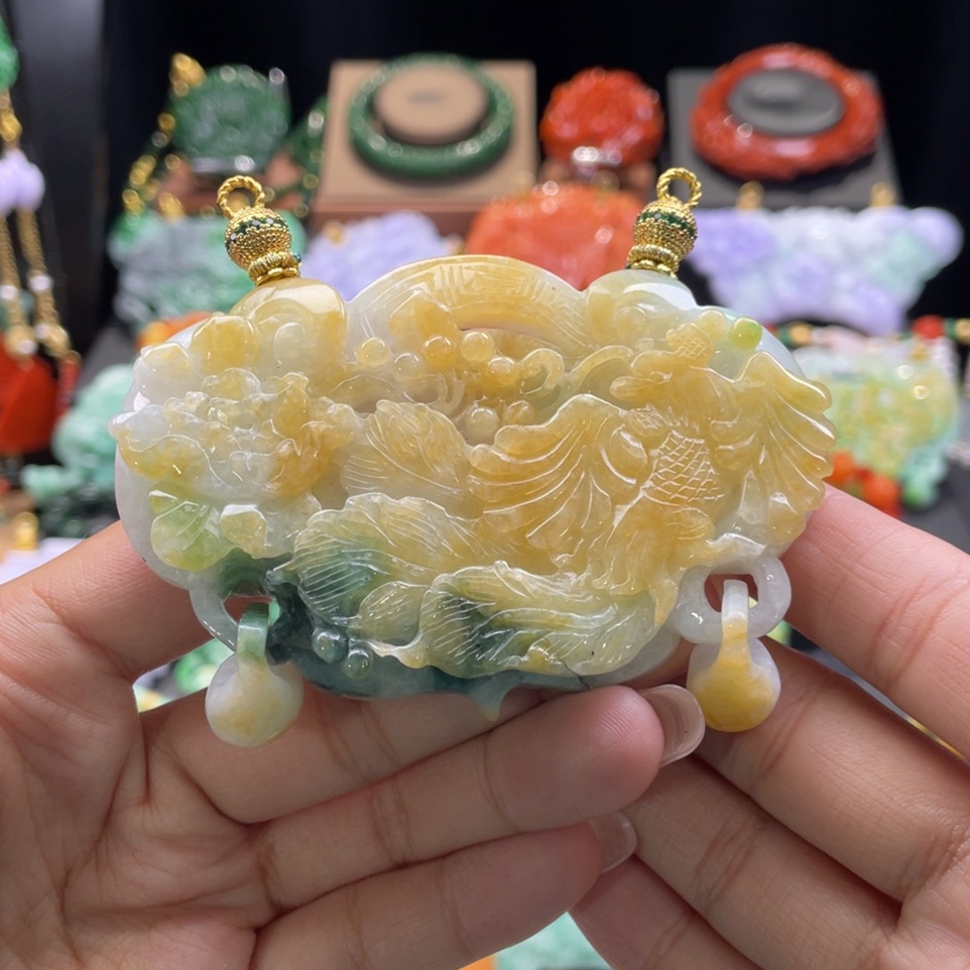 翡翠颈饰未镶嵌代编织