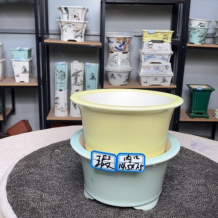 紫砂的花盆很漂亮3