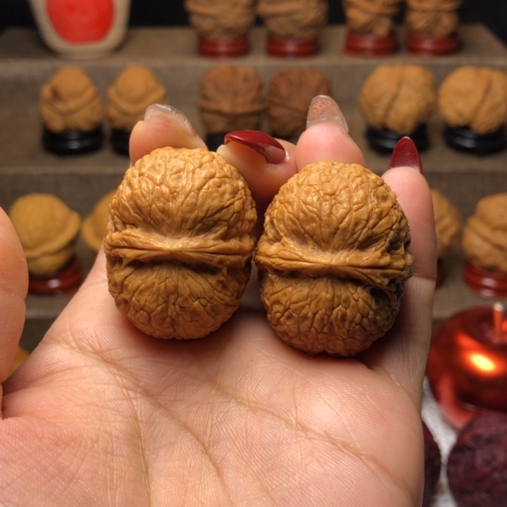 文玩核桃把件47花生元宝