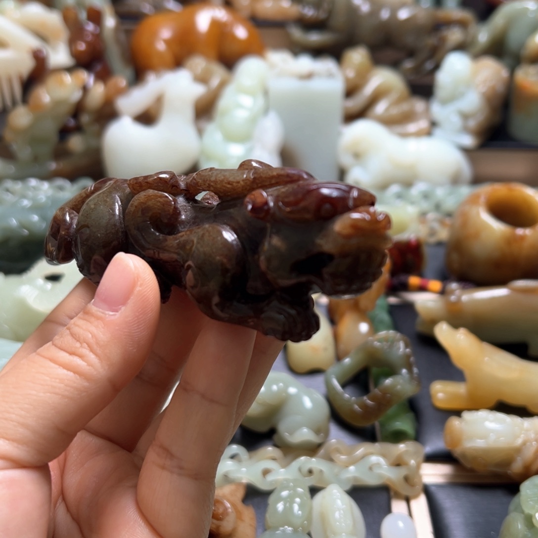 和田玉（糖玉）颈饰未镶嵌