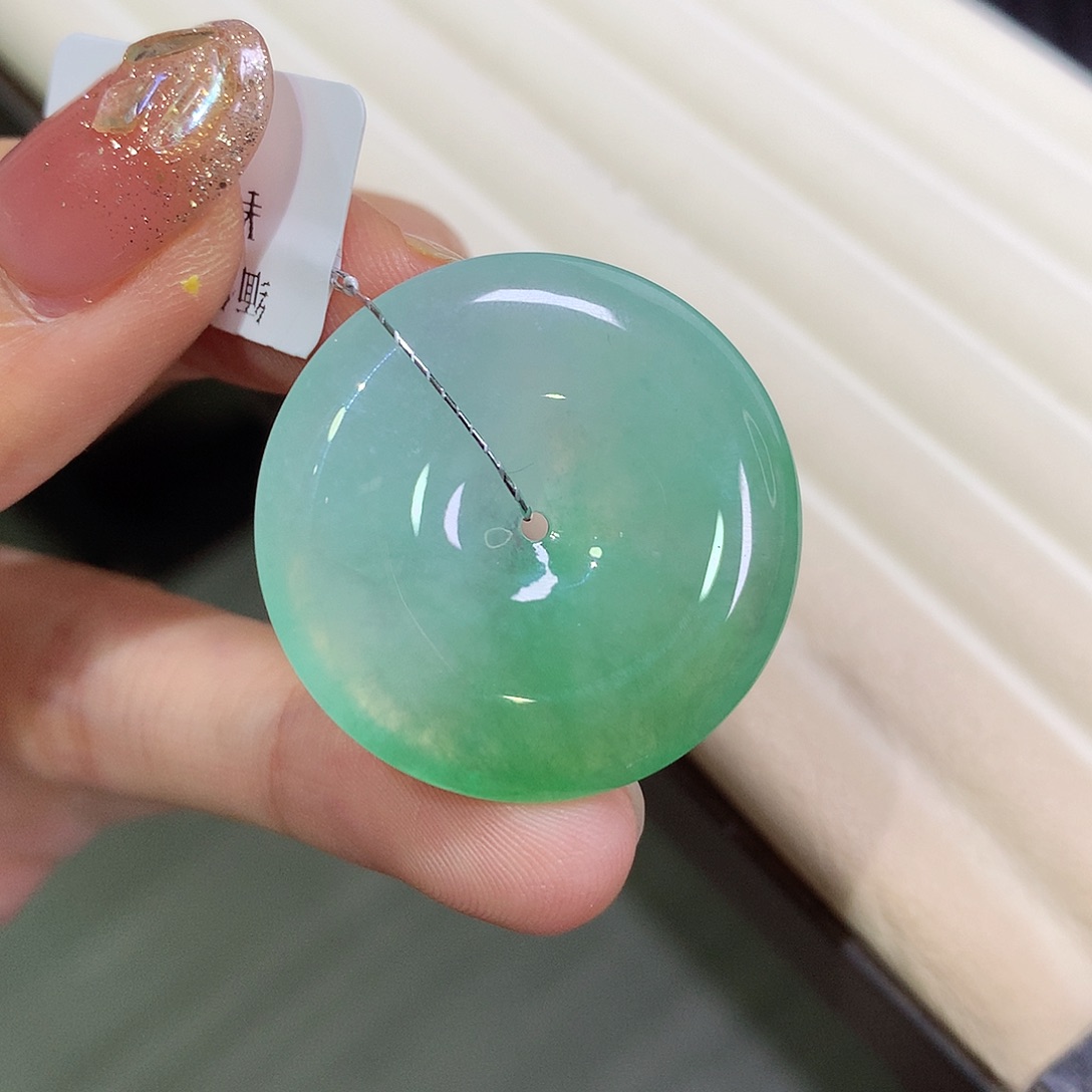 翡翠未镶嵌颈饰29.4-5.8