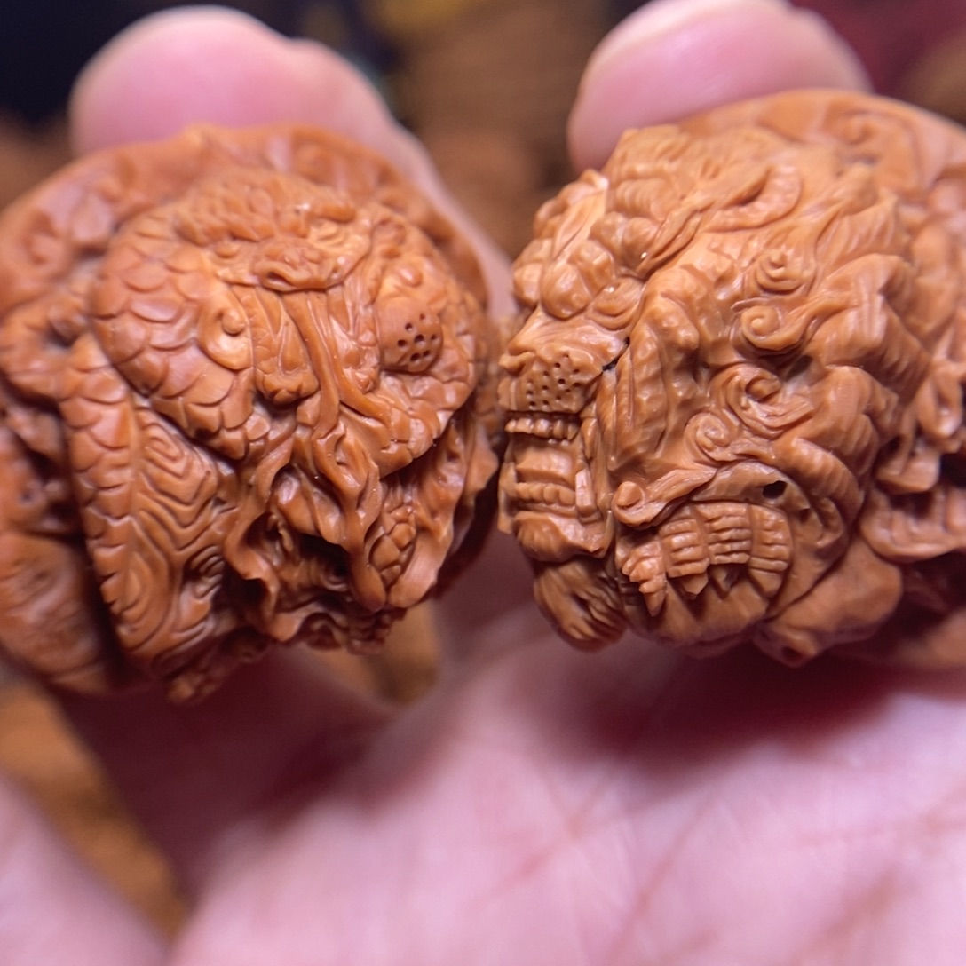 把件文玩核桃纯手工雕刻四大神兽
