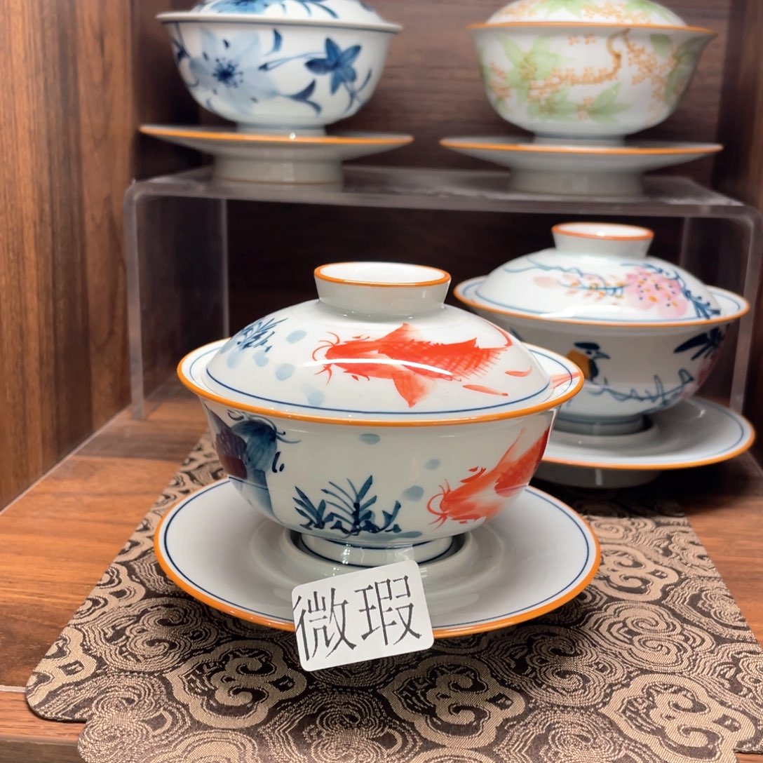 釉下手绘茶具微瑕